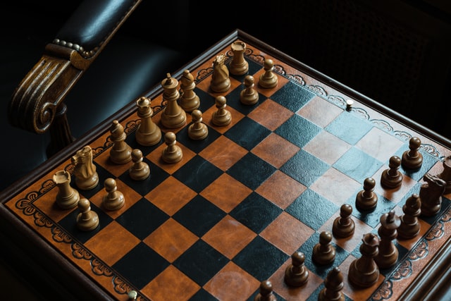 Comment se procurer un jeu d’échecs artisanal en bois ?